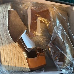 Brand new Nine West Wedges